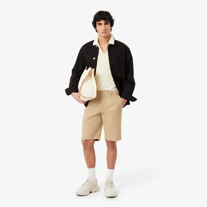 Chino-Shorts aus Stretch-Twill