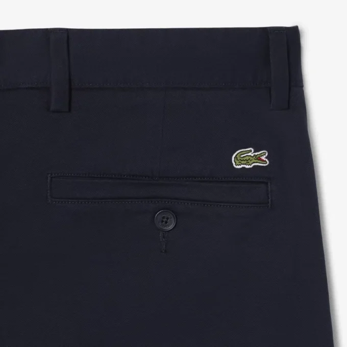Chino-Shorts aus Stretch-Twill