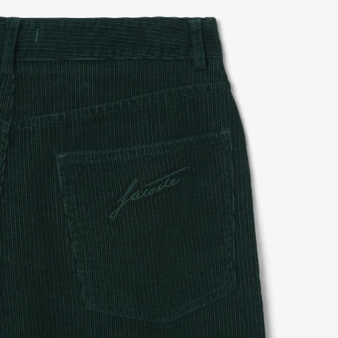 Damen-Cordhose mit weitem Bein