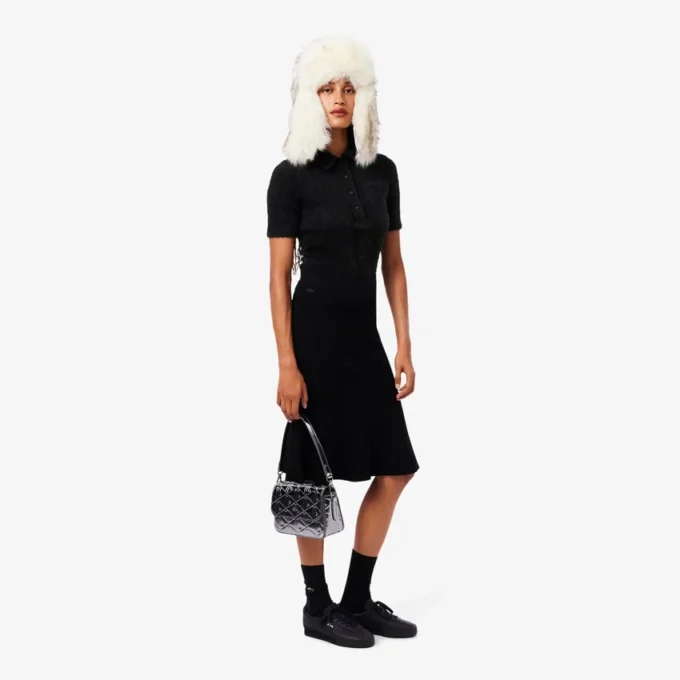 Damen-Poloshirt mit schmaler Passform aus flauschigem Rippstrick