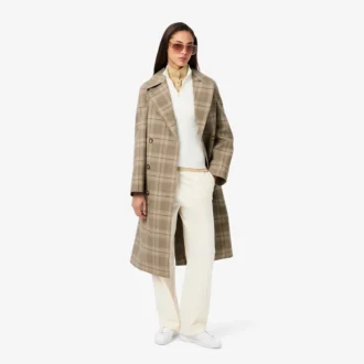 Damen-Pullover mit hohem Kragen aus 3D-Rippstrick