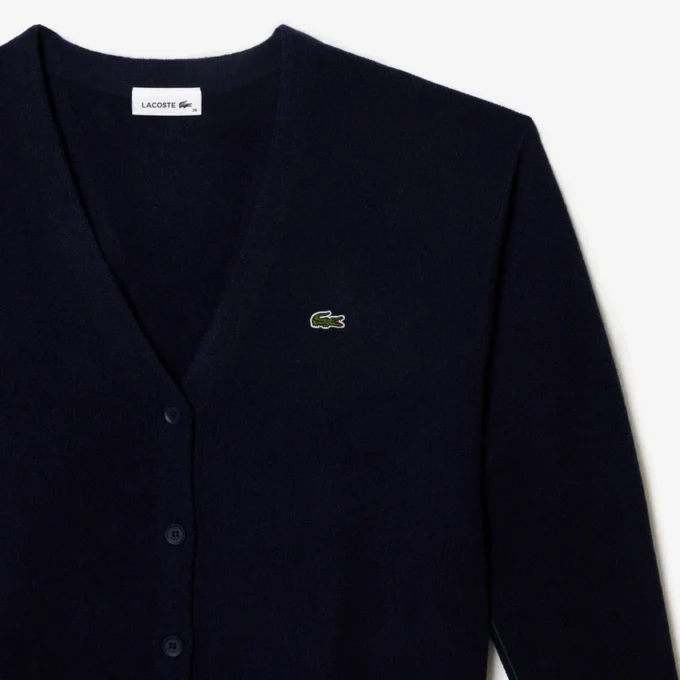 Damen-Strickjacke aus Wolle mit V-Ausschnitt und lockerer Passform
