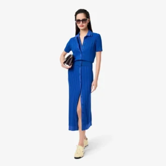 Damenkleid mit geripptem Strick und Poloshirt-Kragen