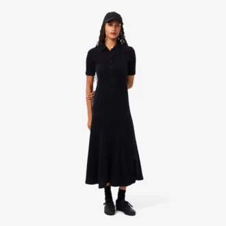Damenkleid mit Polo-Kragen aus flauschigem Rippstrick