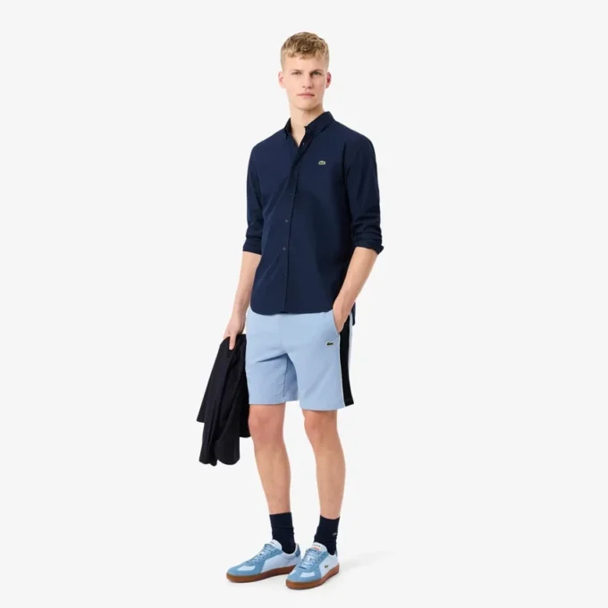 Fleece-Shorts mit Colorblock-Design in Regular-Fit
