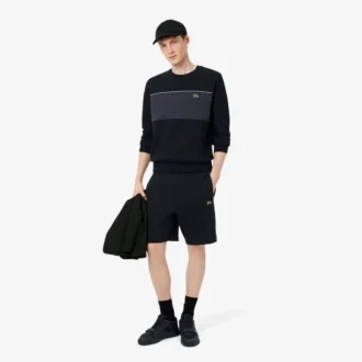 Fleece-Shorts mit Colorblock-Design in Regular-Fit