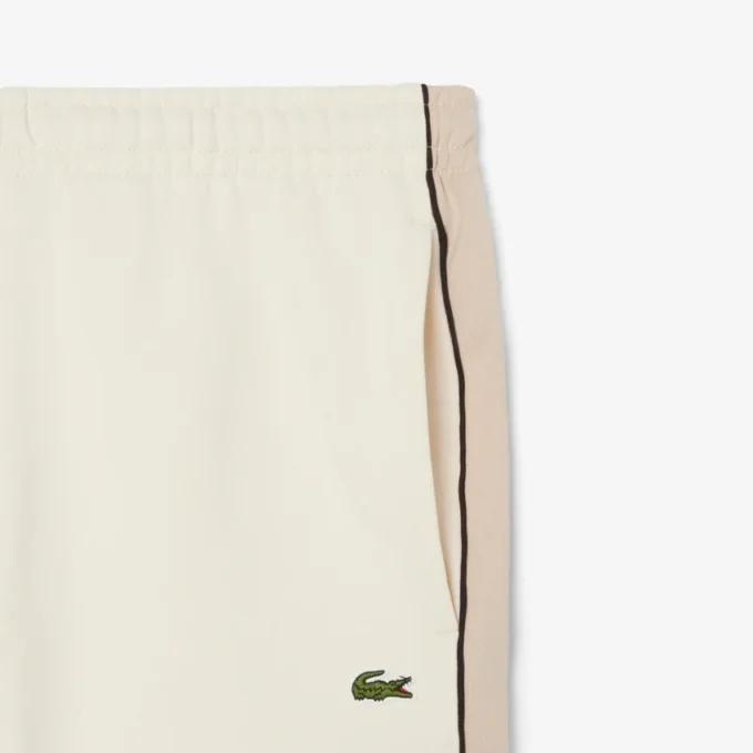 Fleece-Shorts mit Colorblock-Design in Regular-Fit