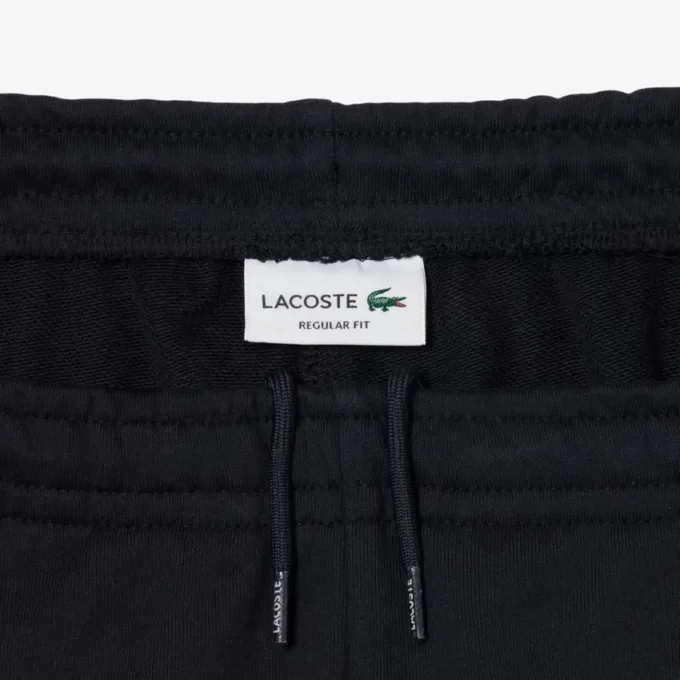 Fleece-Shorts mit Colorblock-Design in Regular-Fit