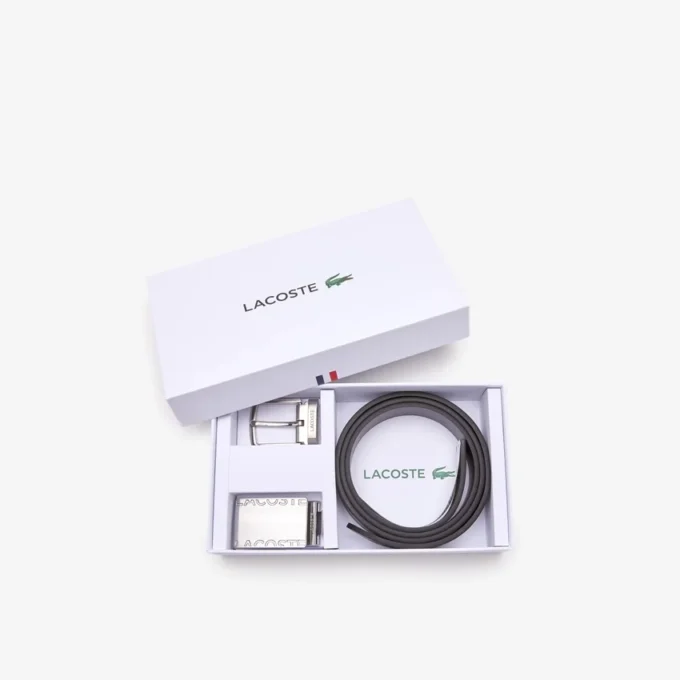 Geschenkset aus glattem Leder mit Gürtel und Schnalle