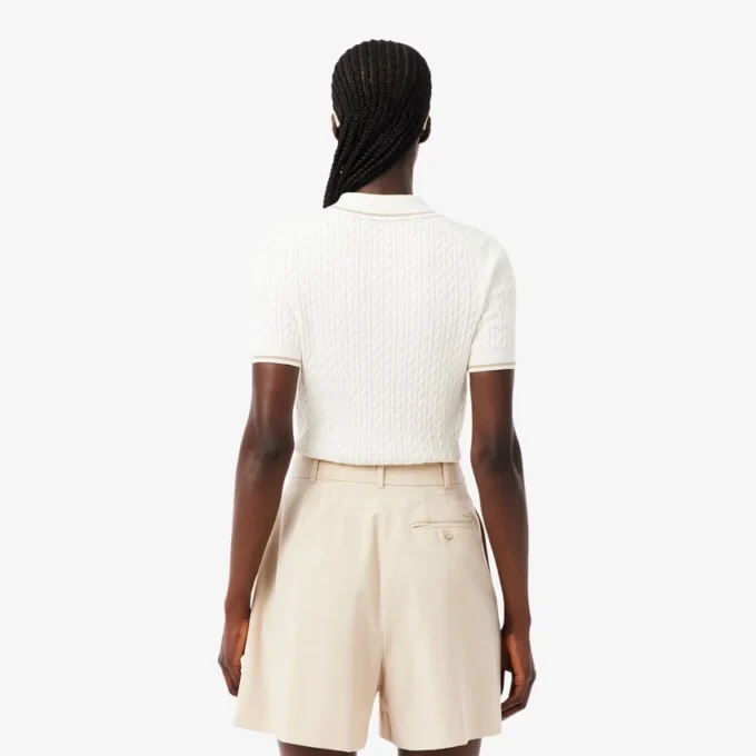 Gestreifter Pullover mit Zopfmuster und Poloshirt-Kragen