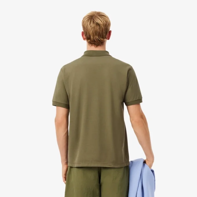 Herren-Poloshirt in klassischer Passform mit gesticktem Motiv