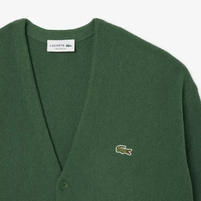 Herren-Strickjacke aus Wolle in Relaxed Fit