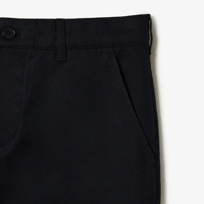 Herrenhose aus Baumwolltwill mit geradem Schnitt