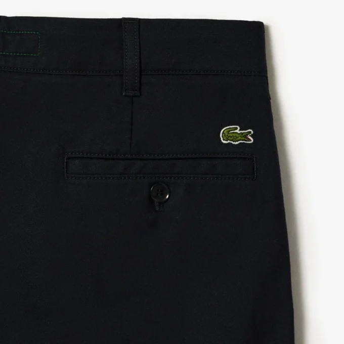 Herrenhose aus Baumwolltwill mit geradem Schnitt