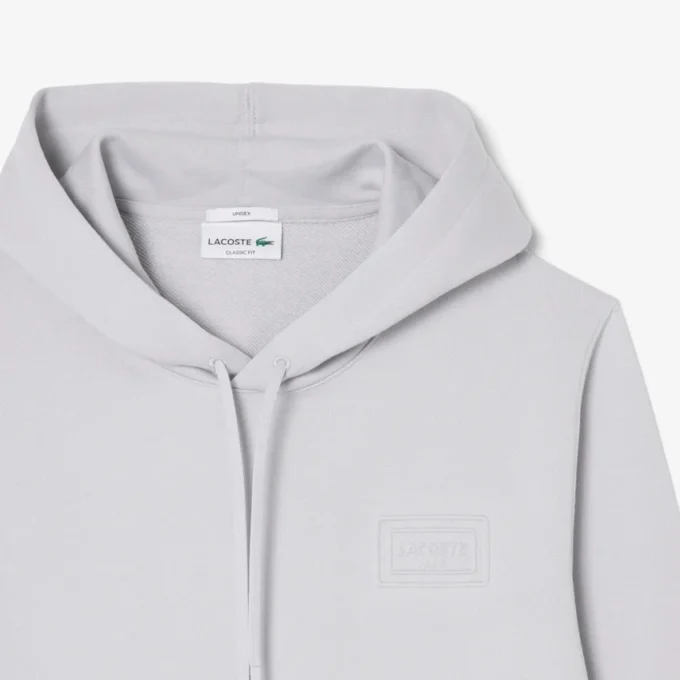 Hoodie mit geprägtem Logo