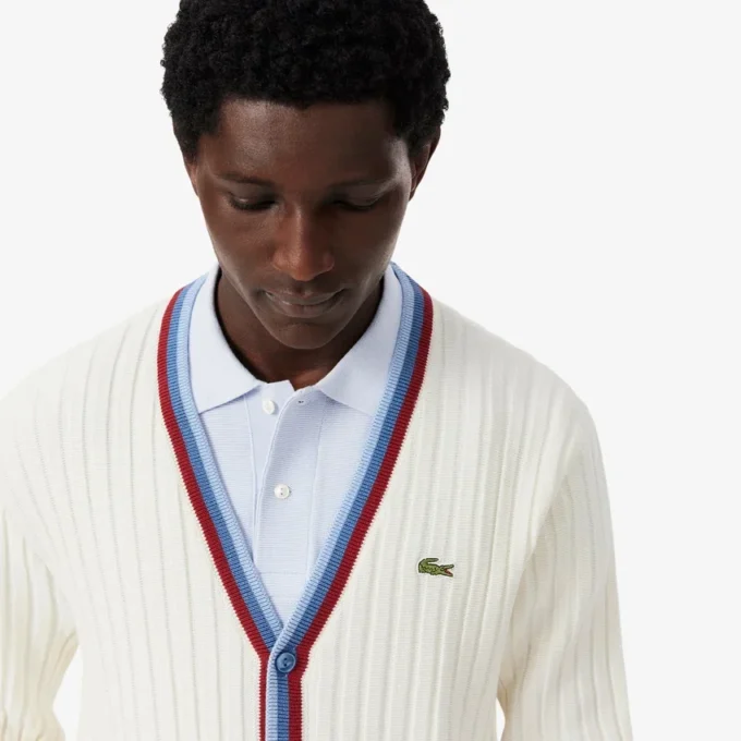 In Frankreich hergestellte Strickjacke in Archiv-Edition
