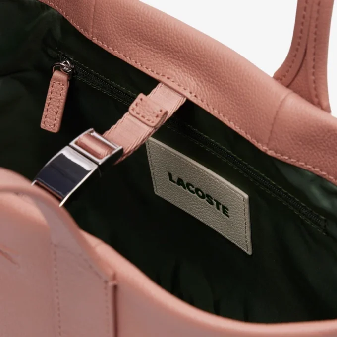 Kleine City Court-Tasche aus genarbtem Leder