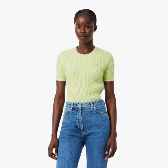 Kurzärmeliger Pullover mit Zopfmuster