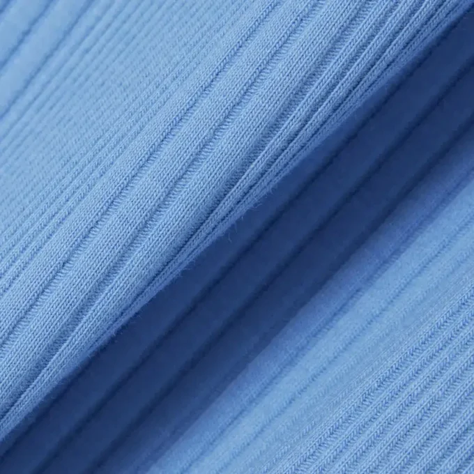 Maxikleid aus geripptem Baumwollstoff mit Trägern