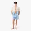 Mittellange gestreifte Retroshorts