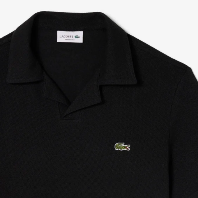 Poloshirts aus Baumwolle und Leinen in klassischer Passform