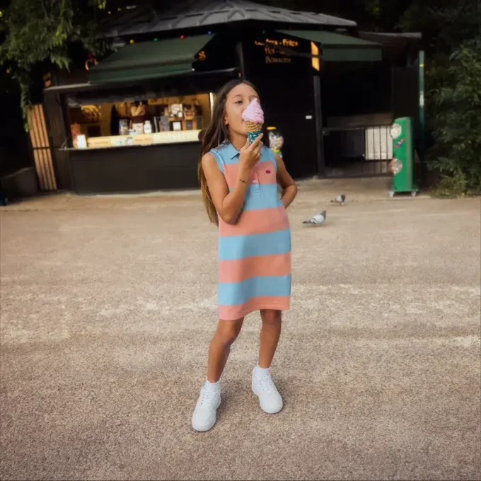 Ärmelloses gestreiftes Petit-Piqué-Poloshirt-Kleid