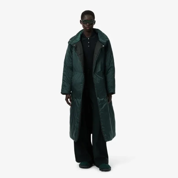 Runway Lange, schillernde Pufferjacke