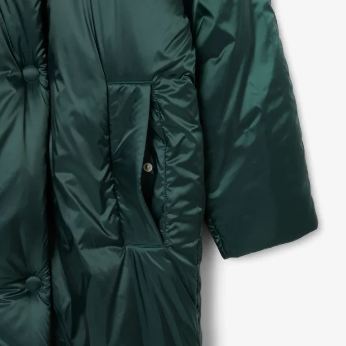 Runway Lange, schillernde Pufferjacke
