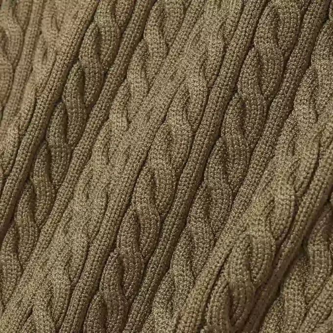 Runway-Pullover mit Zopfmuster und Poloshirt-Kragen