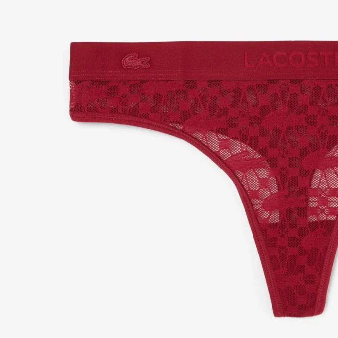 String-Slip mit Logo und Spitzenbesatz