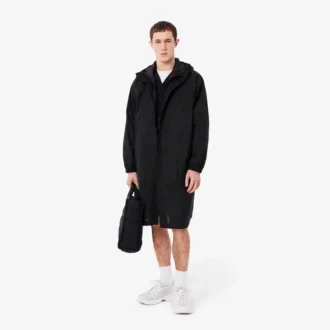 Wasserabweisende, lange, packbare Herrenjacke
