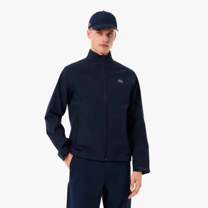 Wasserabweisende Stretch-Windjacke für Herren beim Golf